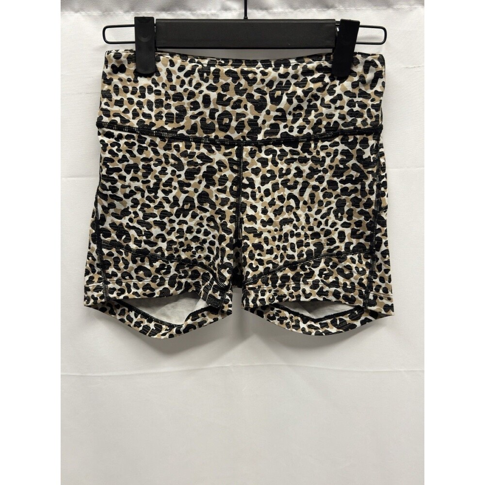 Outdoor Voices Move Free 3.5" Shorts in Leopard *Size X-Small*